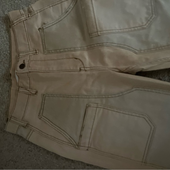 BDG, Tan Cargo Jeans size 28 - Picture 9 of 9